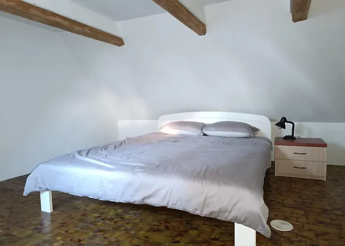 Maeo Apartment * Mao