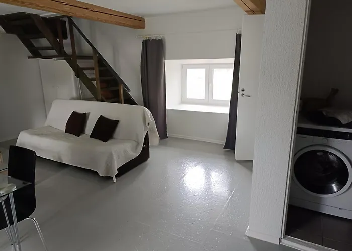 Apartman Maeo Apartment